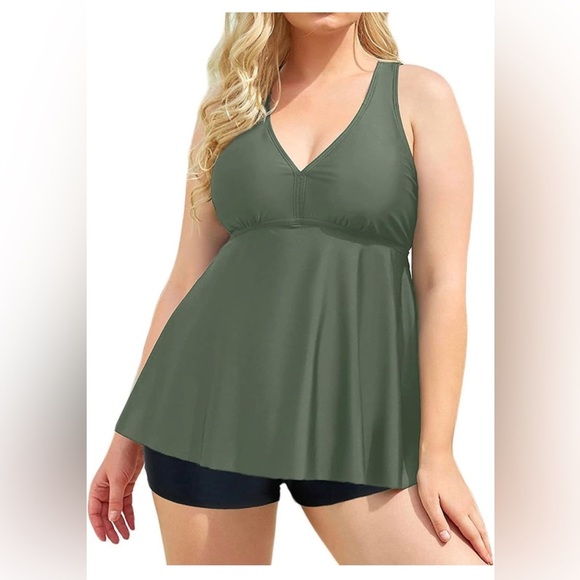 Women’s Tankini with Shorts - Picture 1 of 7